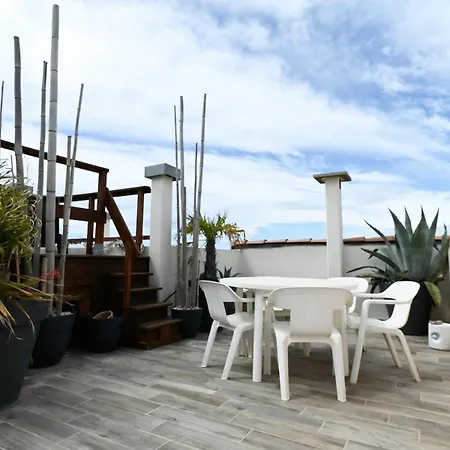 Le Solarium 아파트 아그